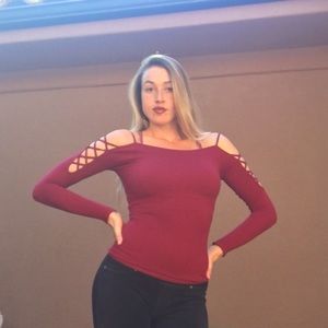 ♥️ Free People lace up sides sexy long sleeve top